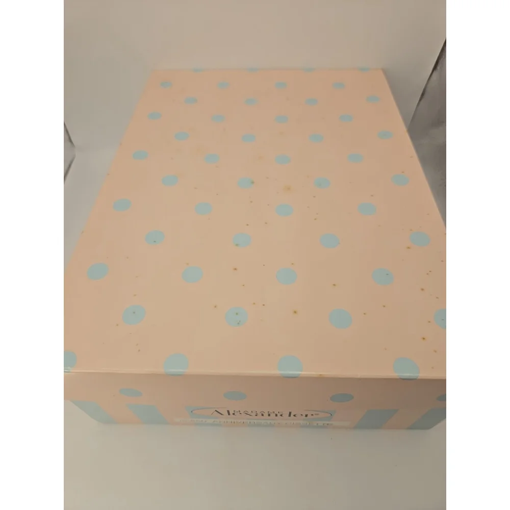 Madame Alexander celebrate classic